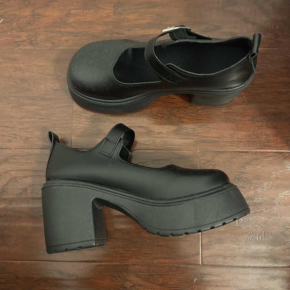 Black Platform Mary Jane Shoes